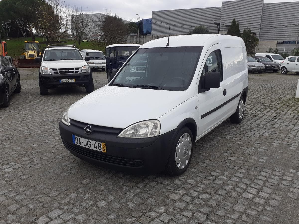 Opel Combo 1.7 CDTI · Ano 2010 — imagem 3