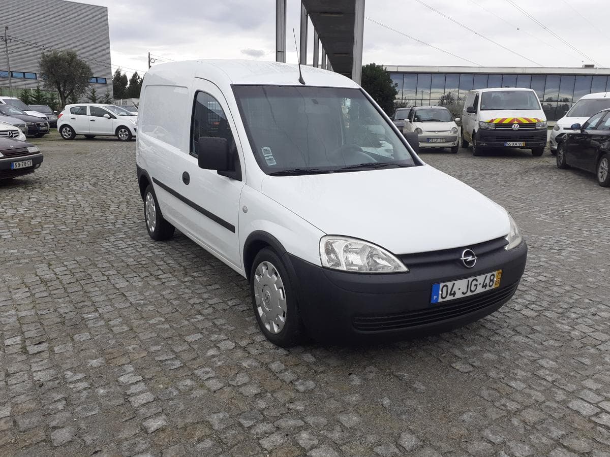 Opel Combo 1.7 CDTI · Ano 2010