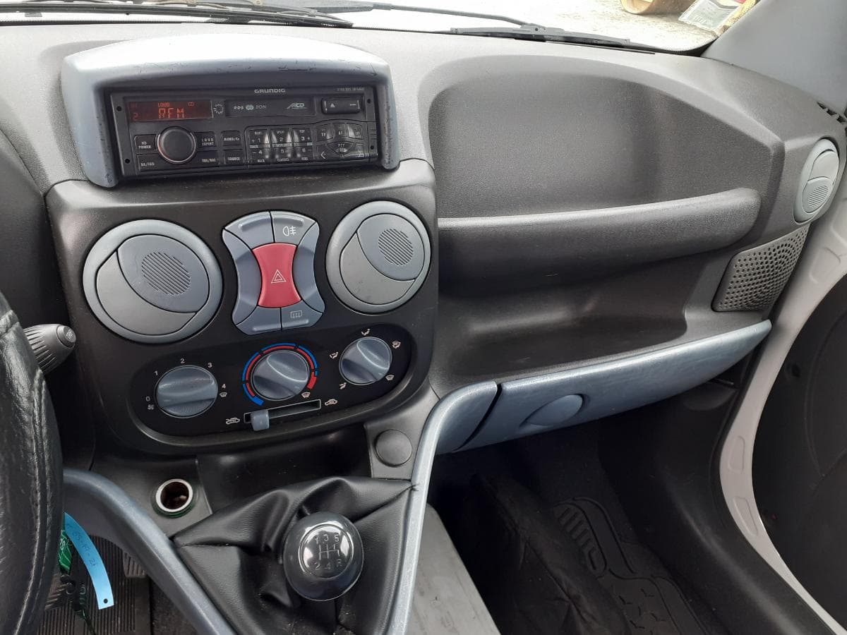 Fiat Doblo 1.3 JTD · Ano 2004 — imagem 15
