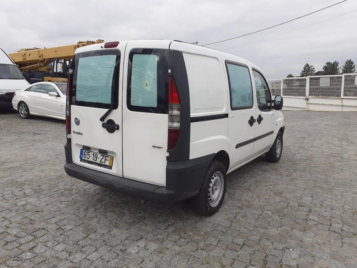 Fiat Doblo 1.3 JTD · Ano 2004 — imagem 6