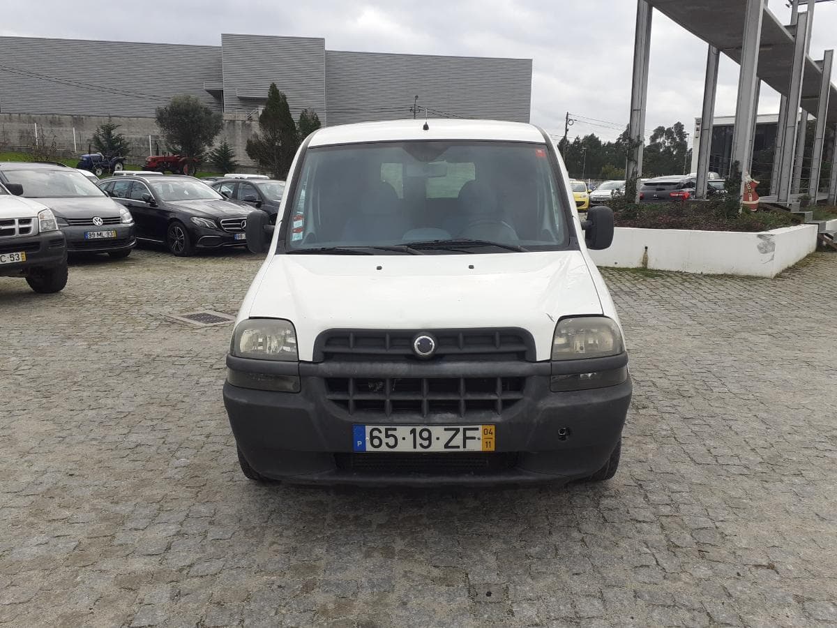 Fiat Doblo 1.3 JTD · Ano 2004 — imagem 2