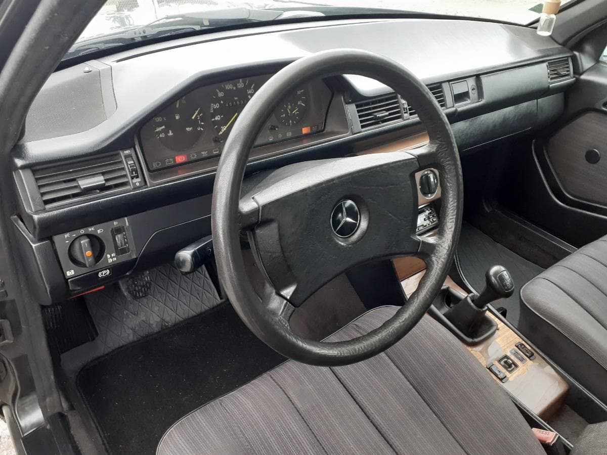 Mercedes-Benz 250TD · Ano 1987 — imagem 15