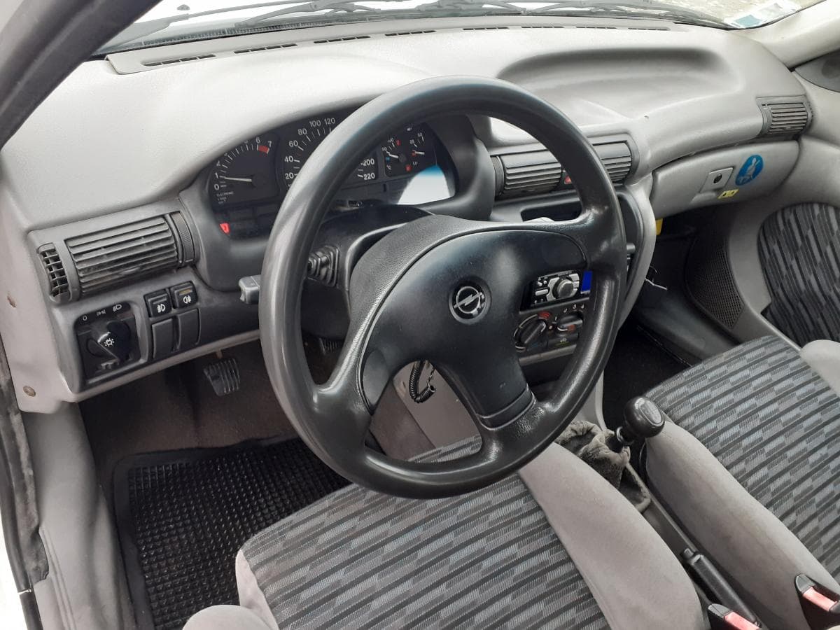 Opel Astra F 1.4 Si · Ano 1993 — imagen 19
