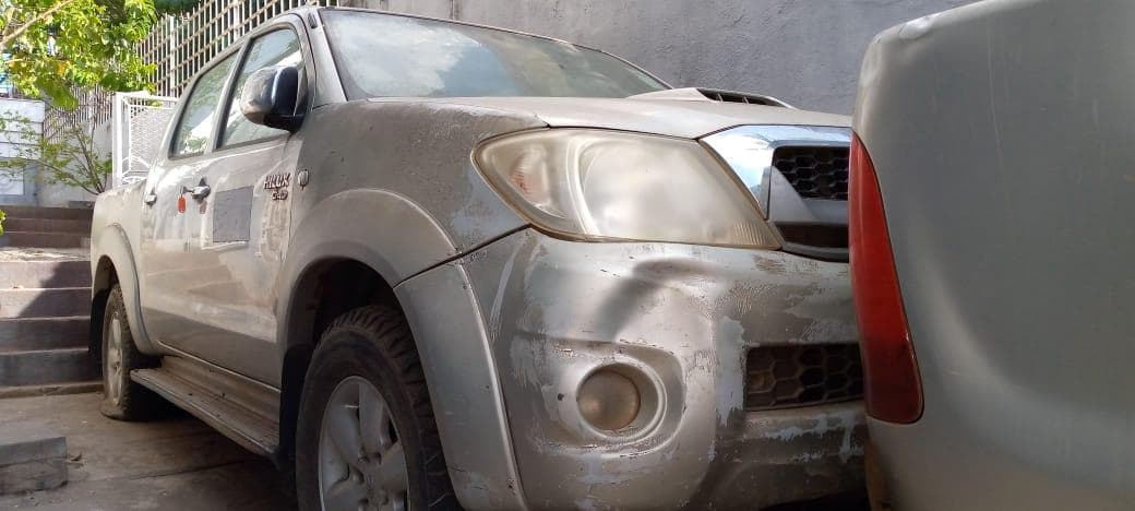 TOYOTA HILUX D4D · — imagem 2