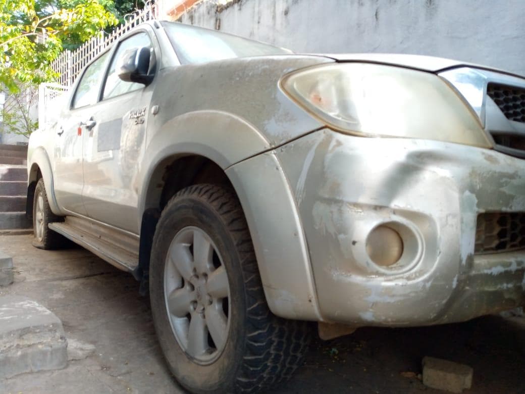 TOYOTA HILUX D4D · — imagem 1