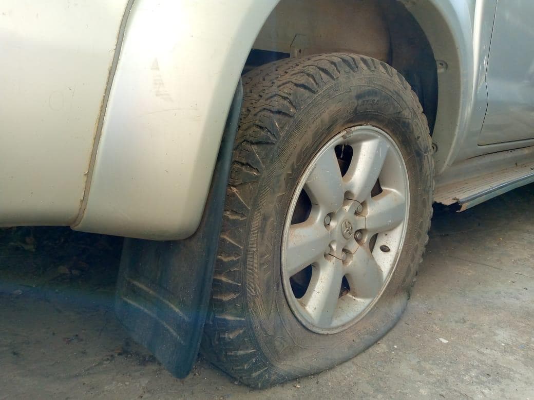 TOYOTA HILUX D4D · — imagem 8