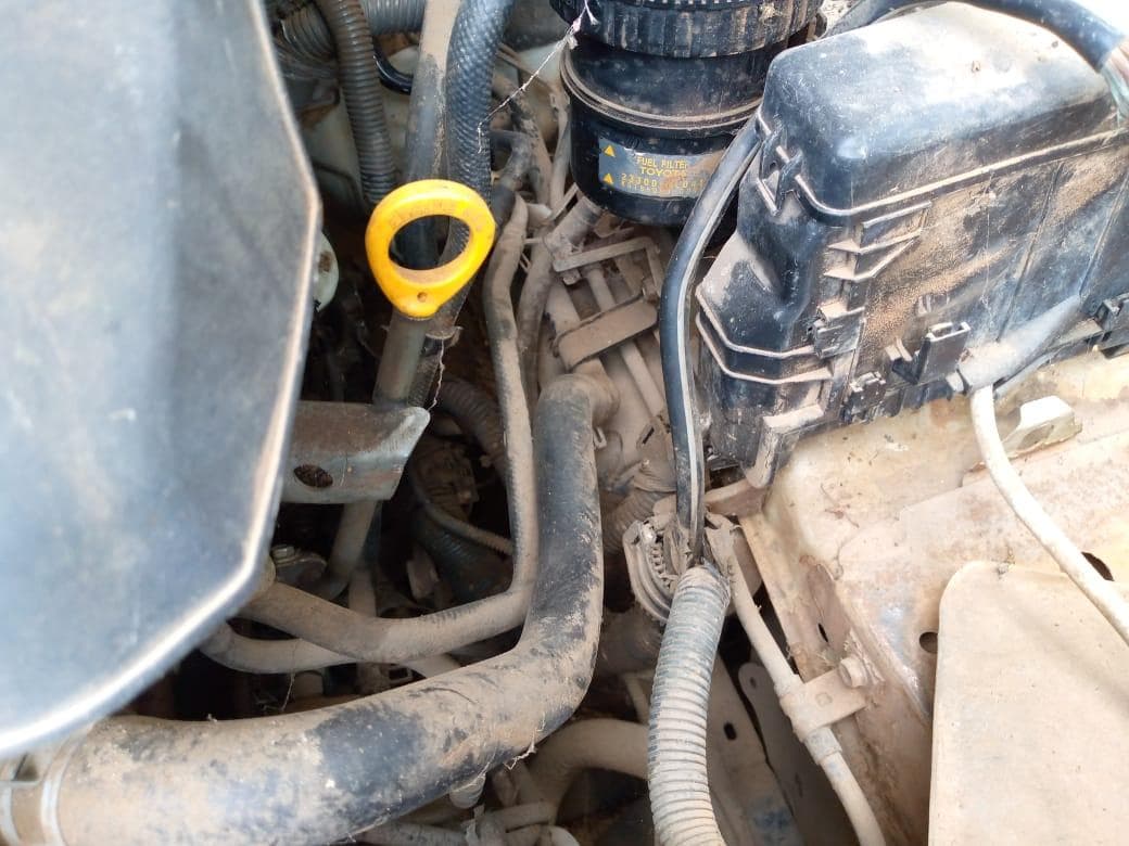 TOYOTA HILUX D4D · — imagem 14