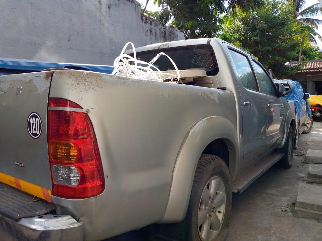 TOYOTA HILUX D4D · — imagem 17