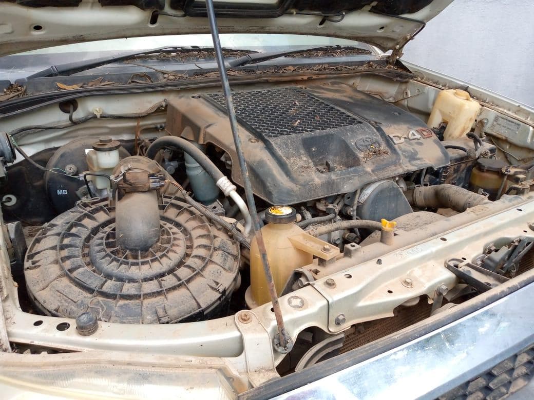 TOYOTA HILUX D4D · — imagem 20