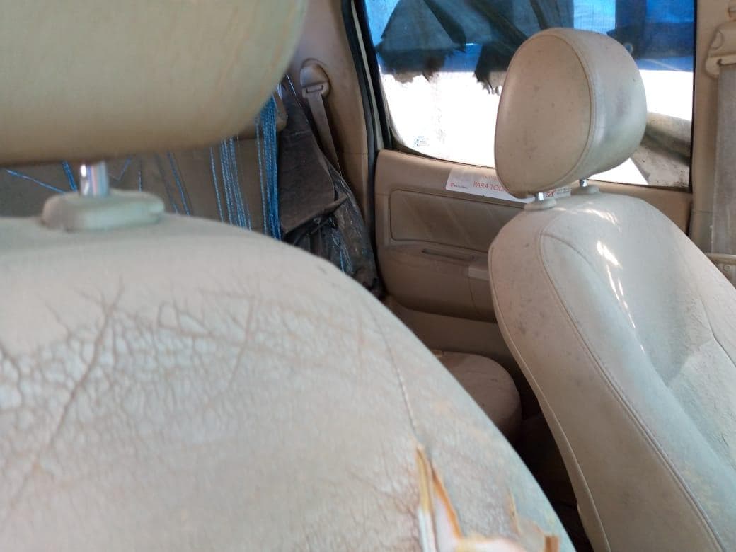 TOYOTA HILUX D4D · — image 4