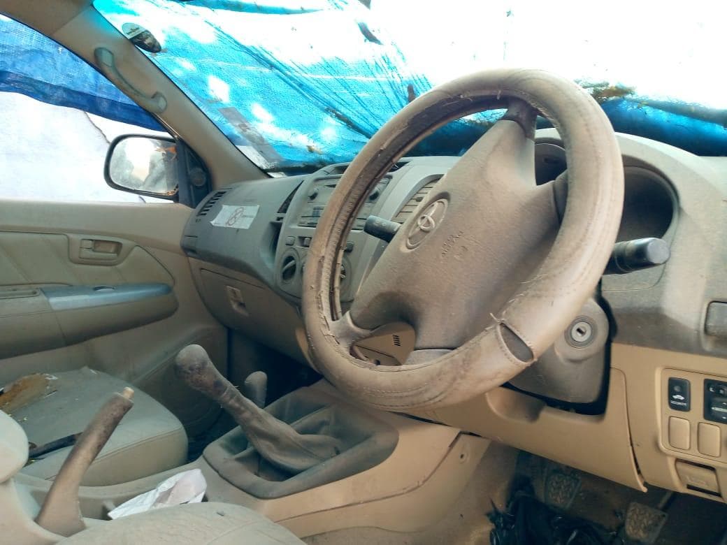 TOYOTA HILUX D4D · — image 5