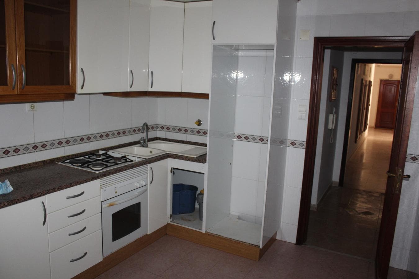 1/2 Apartamento T1 · Lugar de Garagem · Sintra — imagem 2