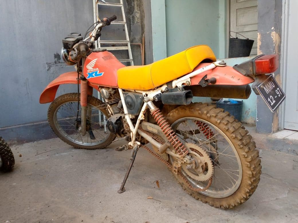 Honda XL · — imagem 4