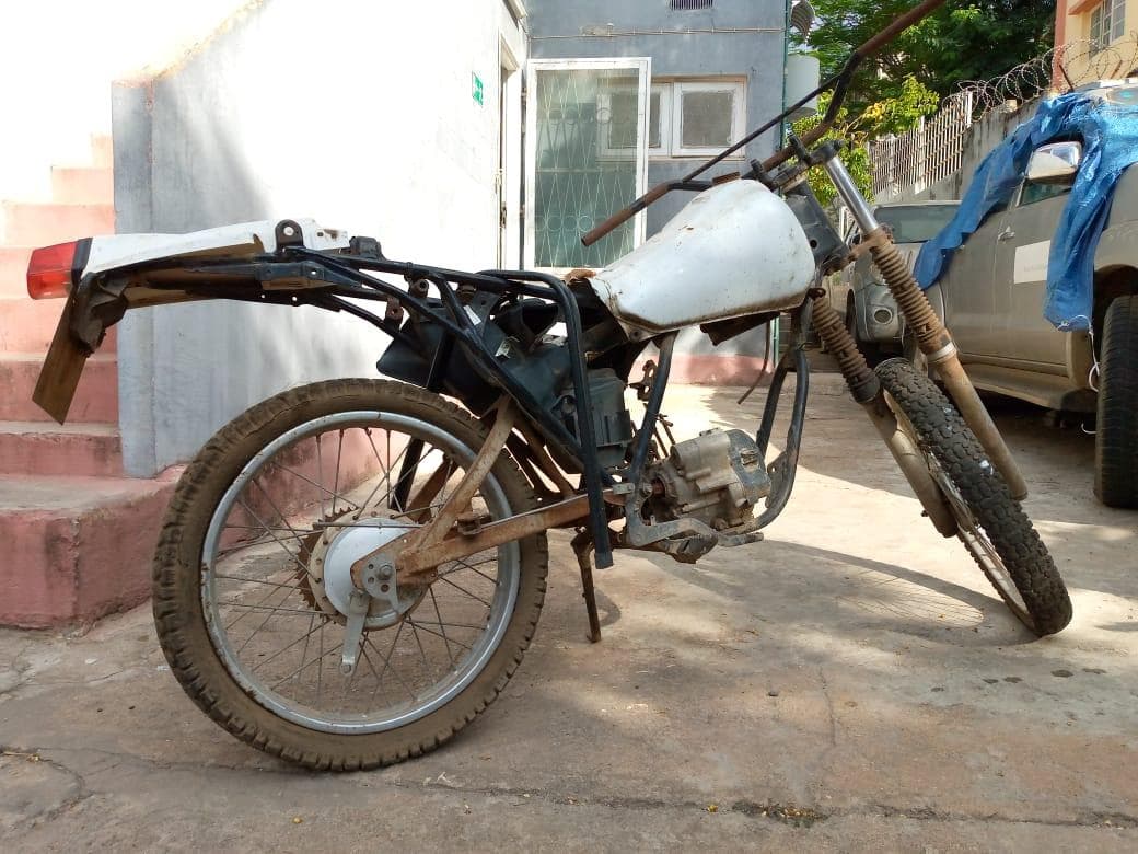 Honda XL · — imagem 3