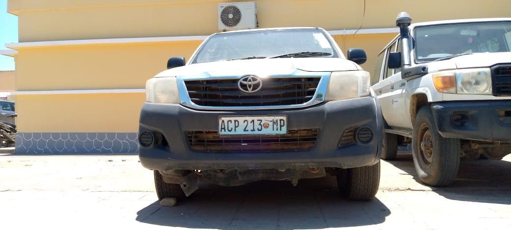TOYOTA HILUX  ·