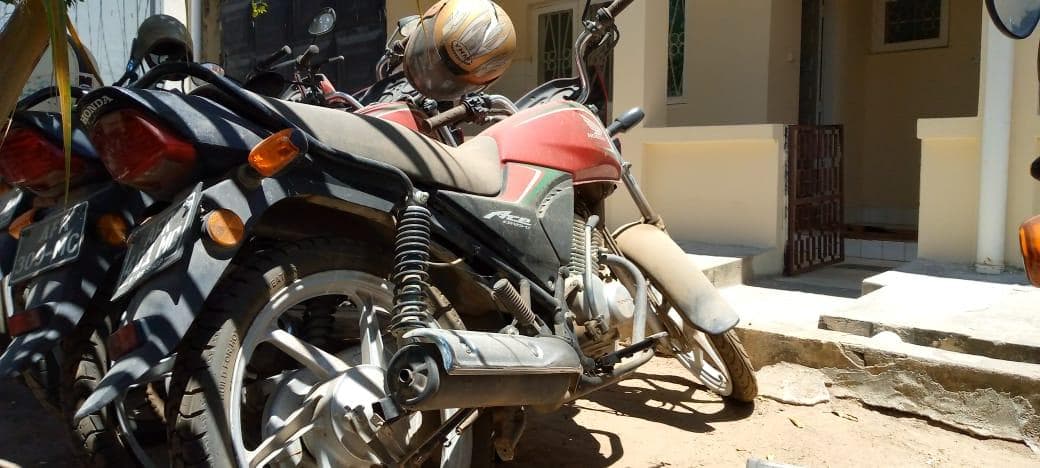Honda CB125-D · — imagem 3
