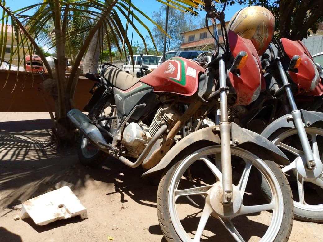 Honda CB125-D ·