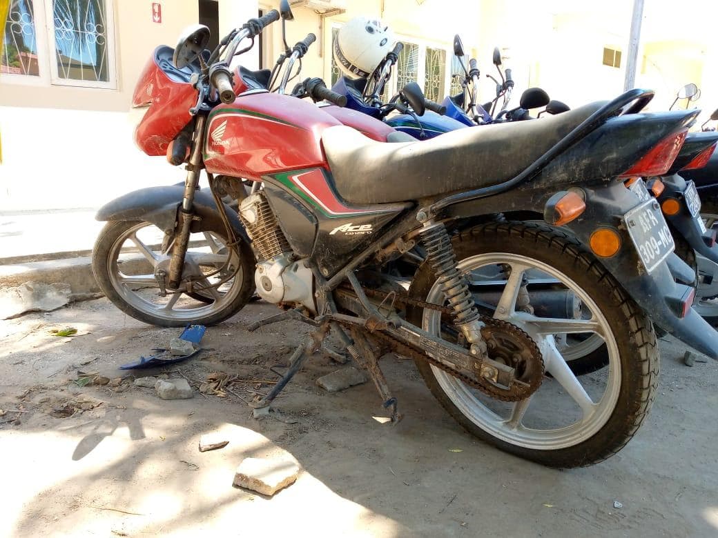 Honda CB125-D ·