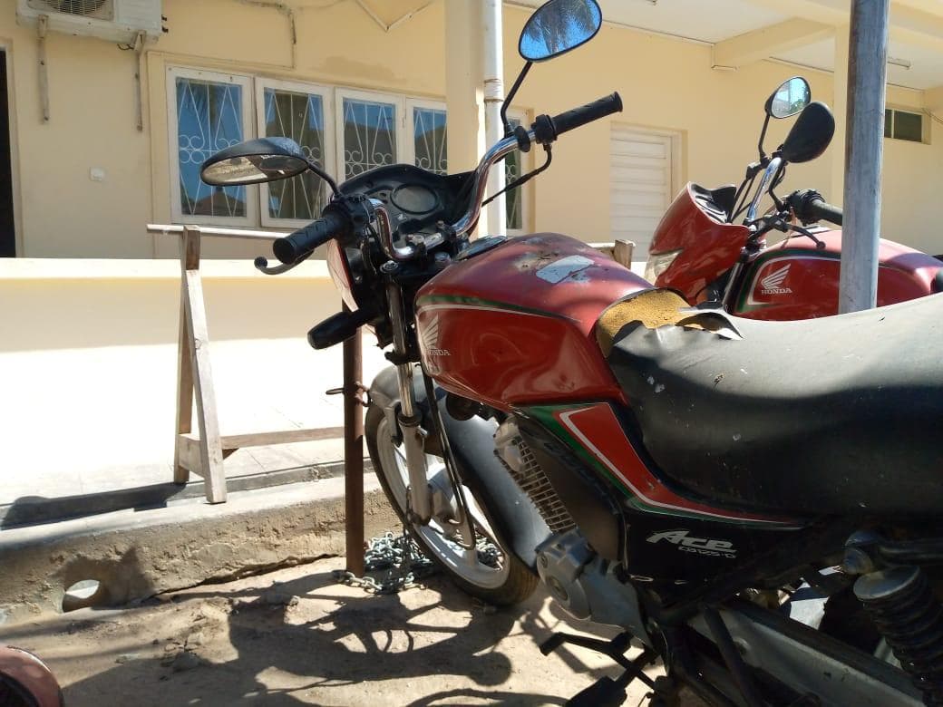 Honda CB125-D ·