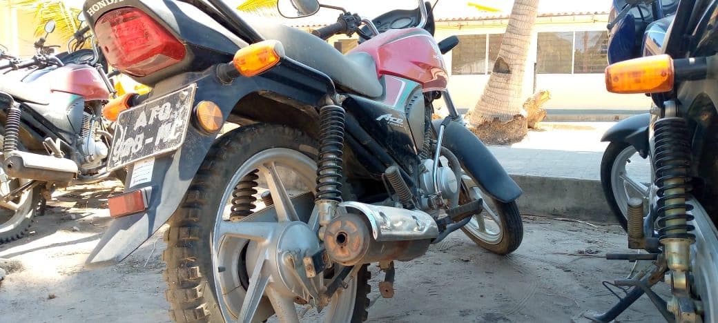 Honda CB125-D · — imagem 3
