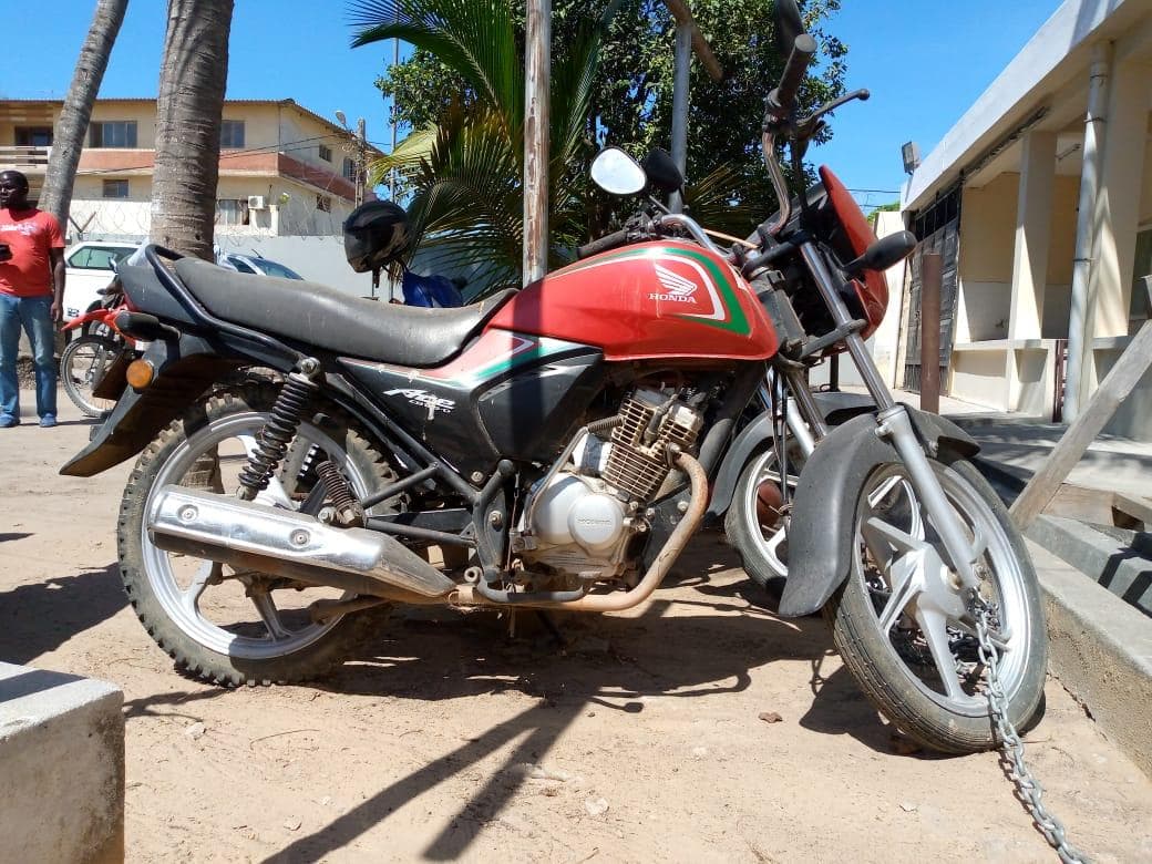 Honda CB125-D ·