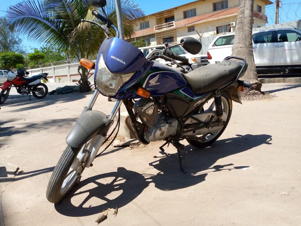Honda CB125-D · — image 1