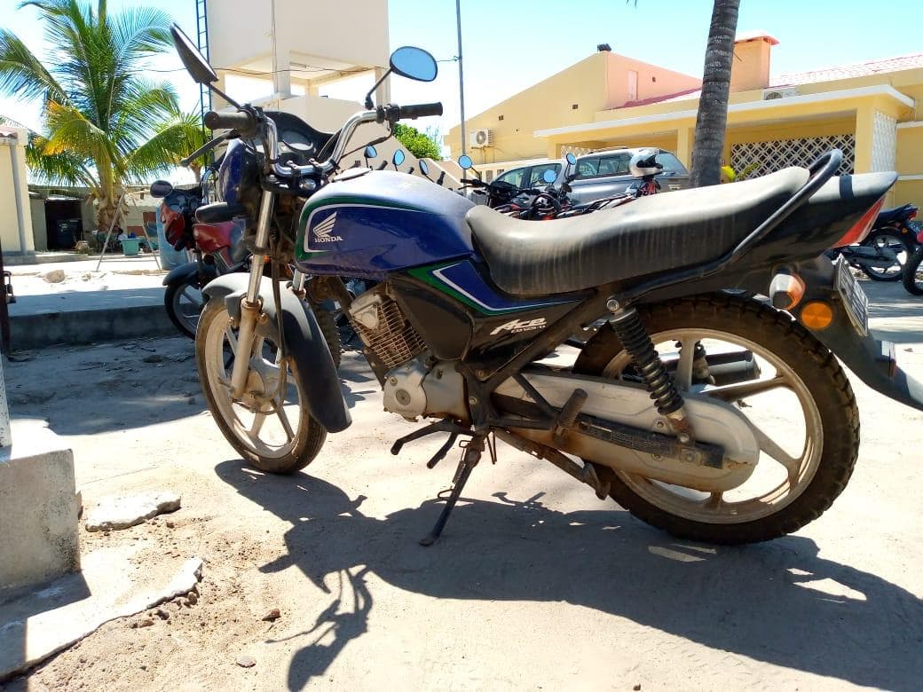 Honda CB125-D · — imagem 5