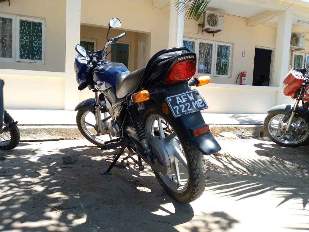 Honda CB125-D · — imagen 3
