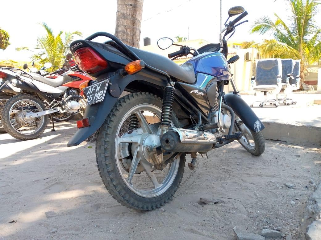Honda CB125-D · — imagen 2