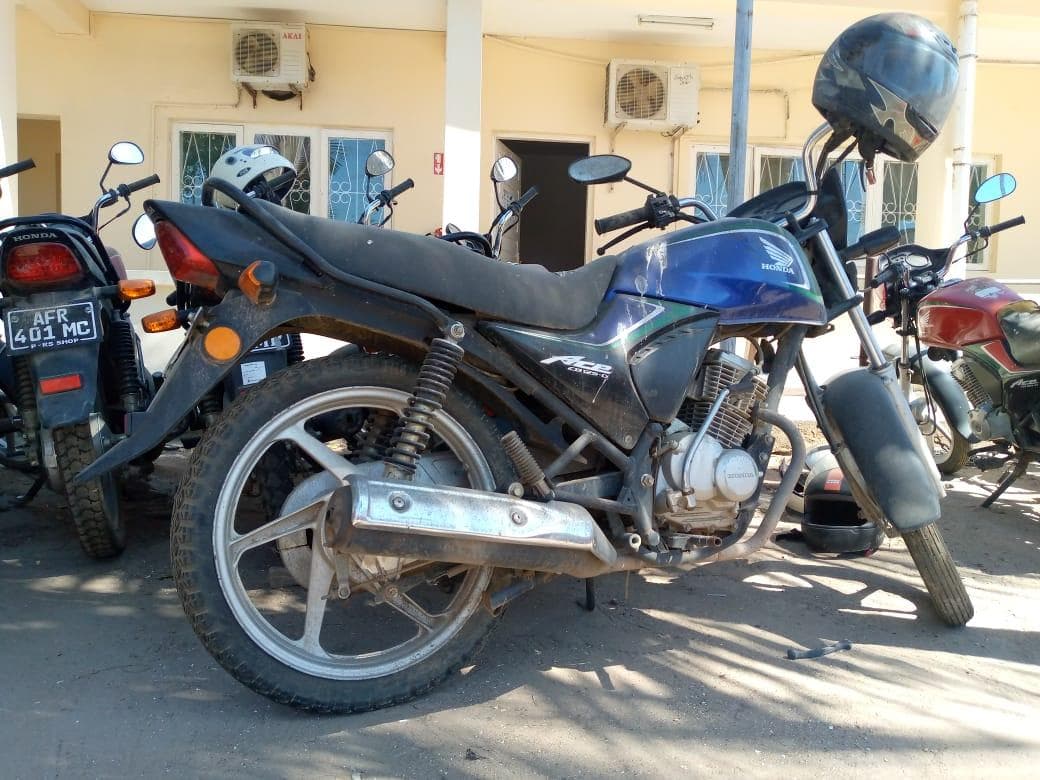Honda CB125-D · — imagen 3