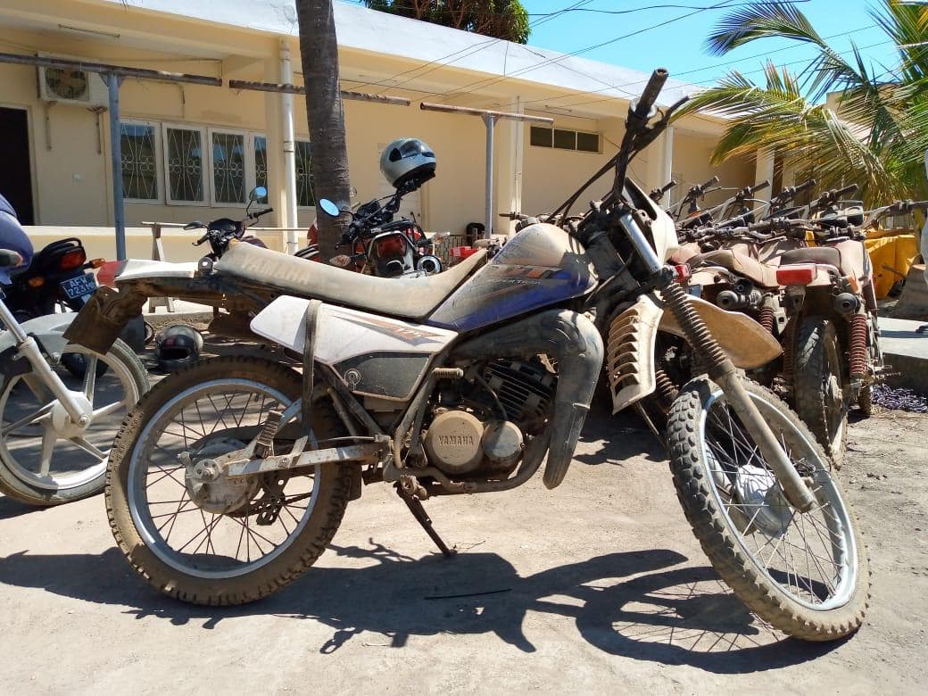 Yamaha DT125 ·