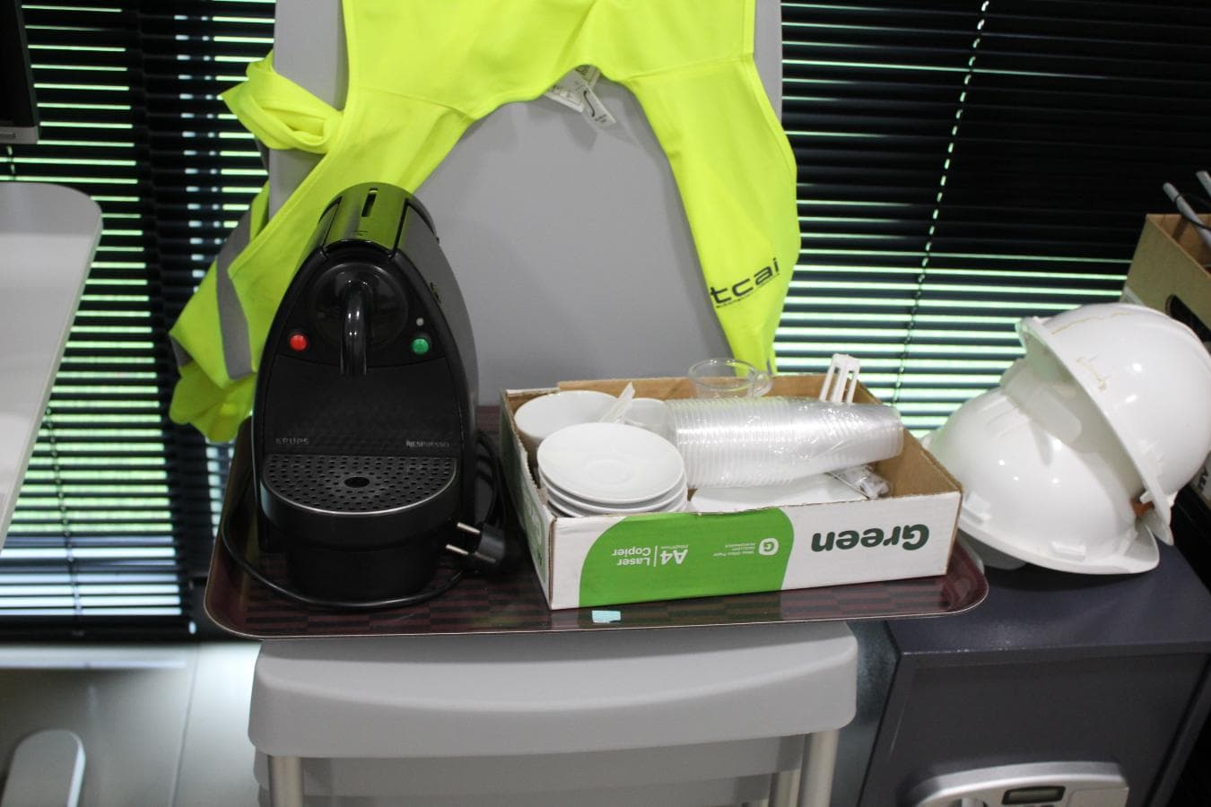 Material Diverso e Equipamento de Escritório — imagem 4