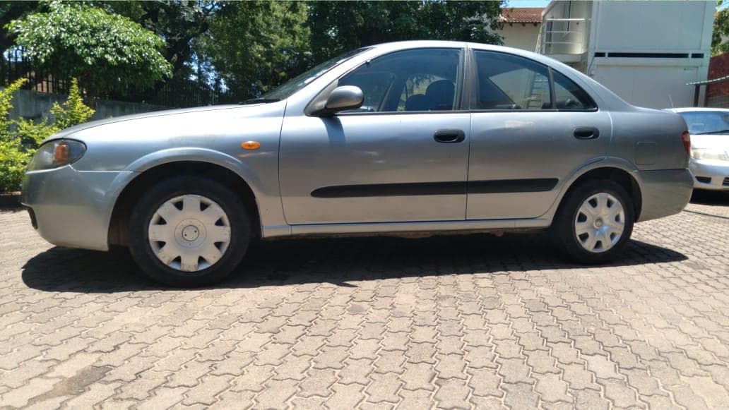 Nissan Almera · — imagen 6