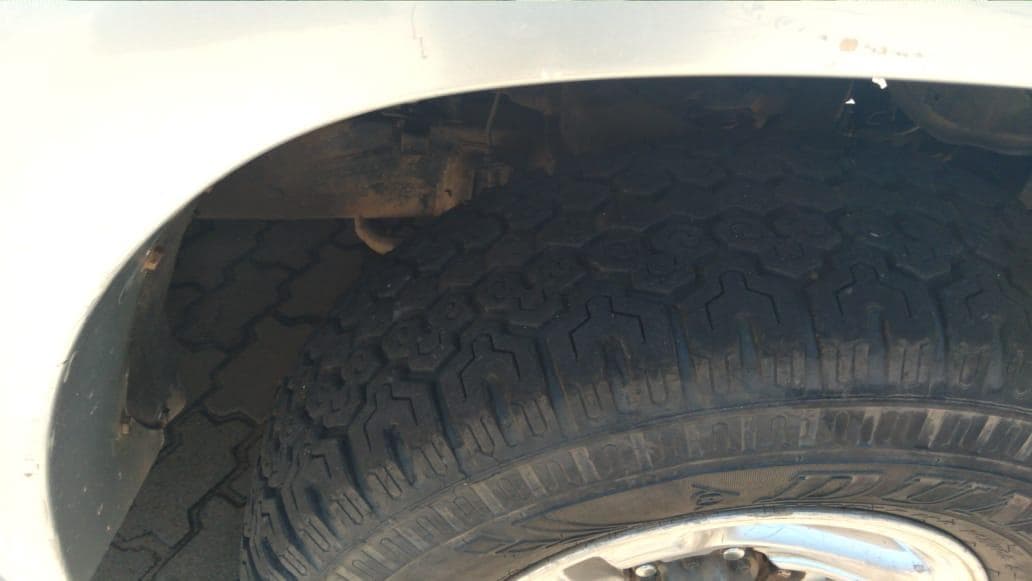 Toyota Hilux · — image 4