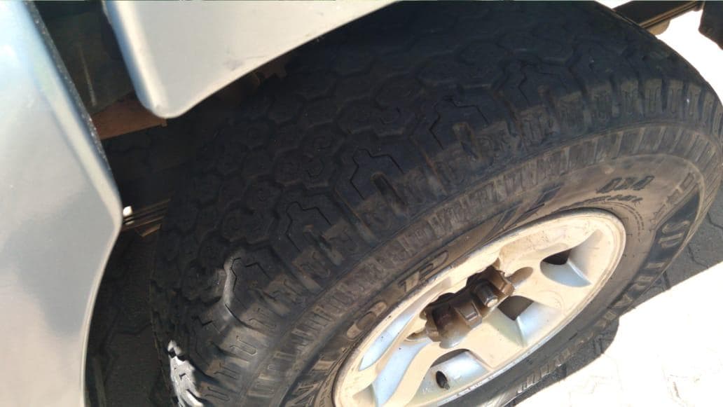 Toyota Hilux · — image 8