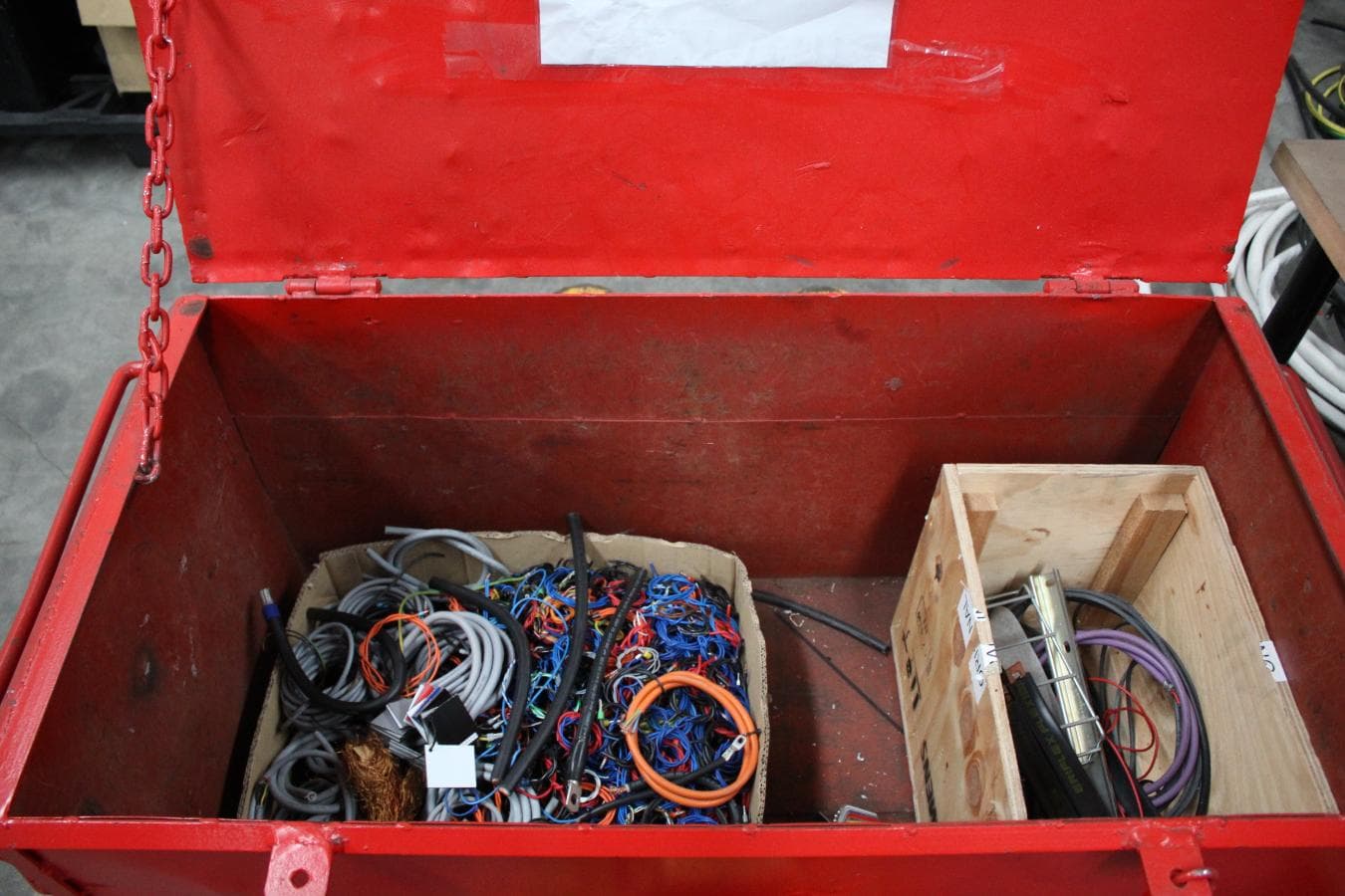 Material Diverso e Equipamento de Escritório — imagem 7