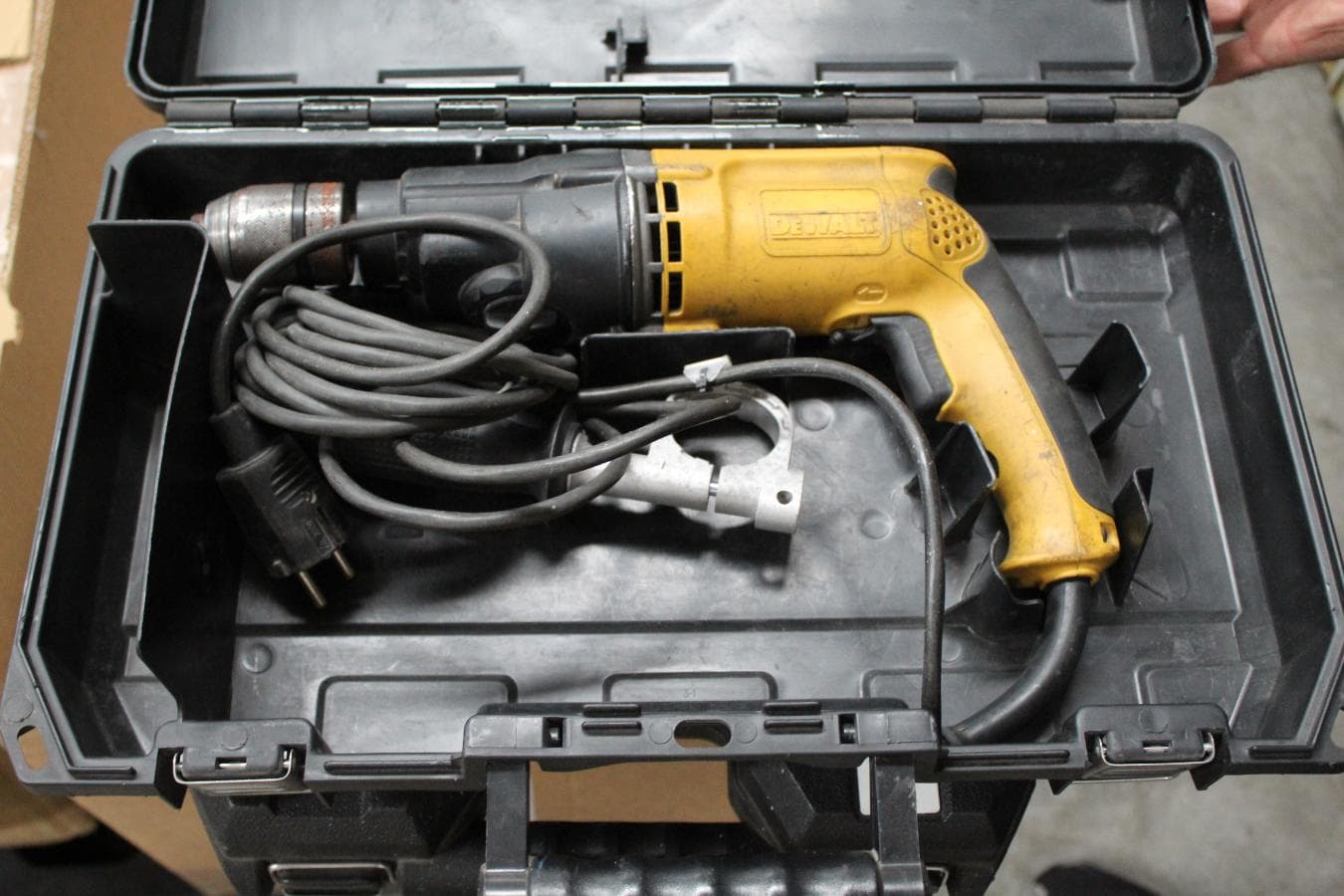 Material Diverso e Equipamento de Escritório — imagem 28