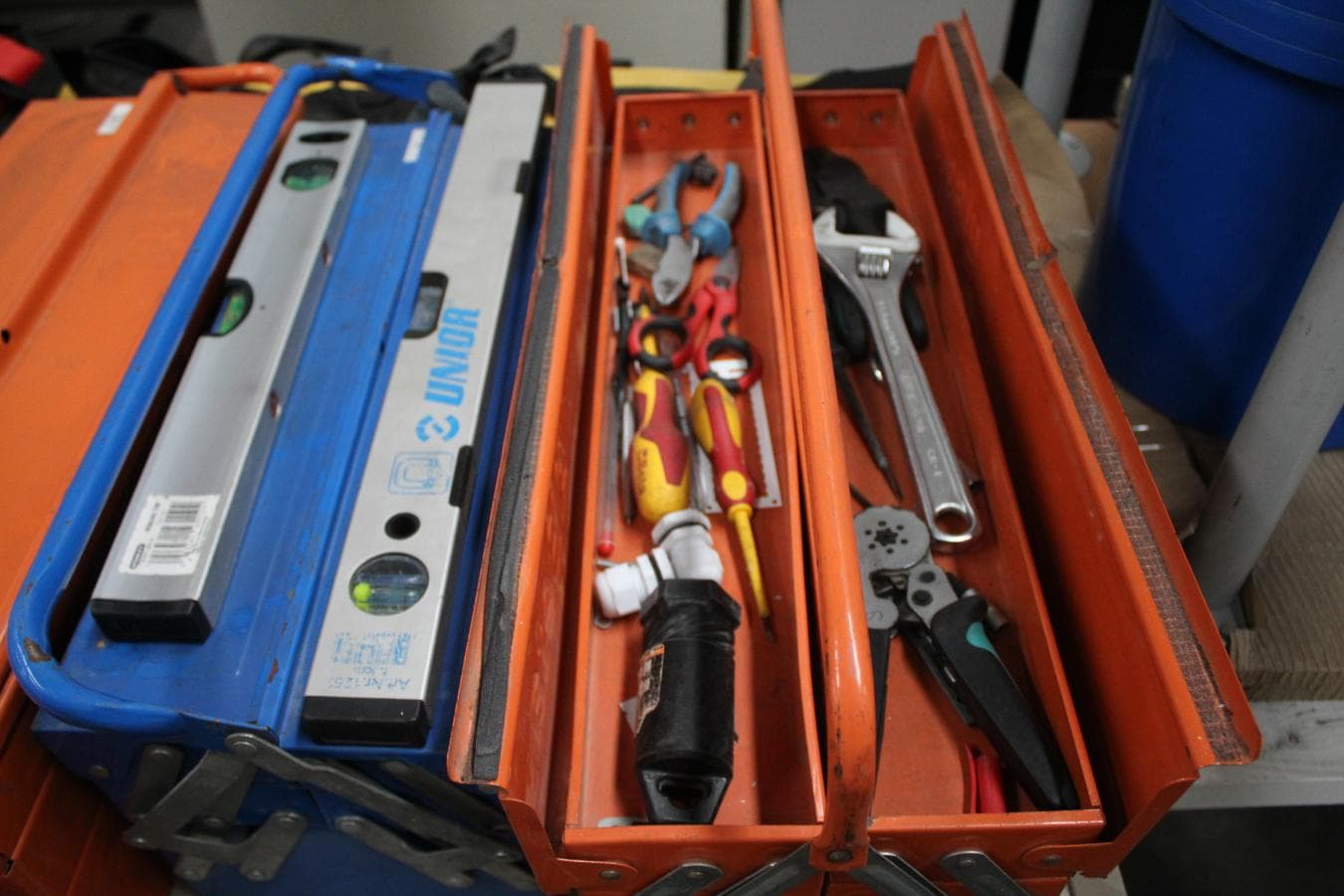 Material Diverso e Equipamento de Escritório — imagem 33