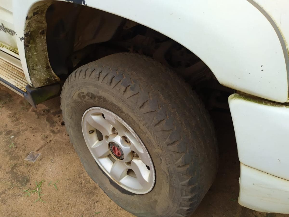 Toyota Hilux  · — imagem 5