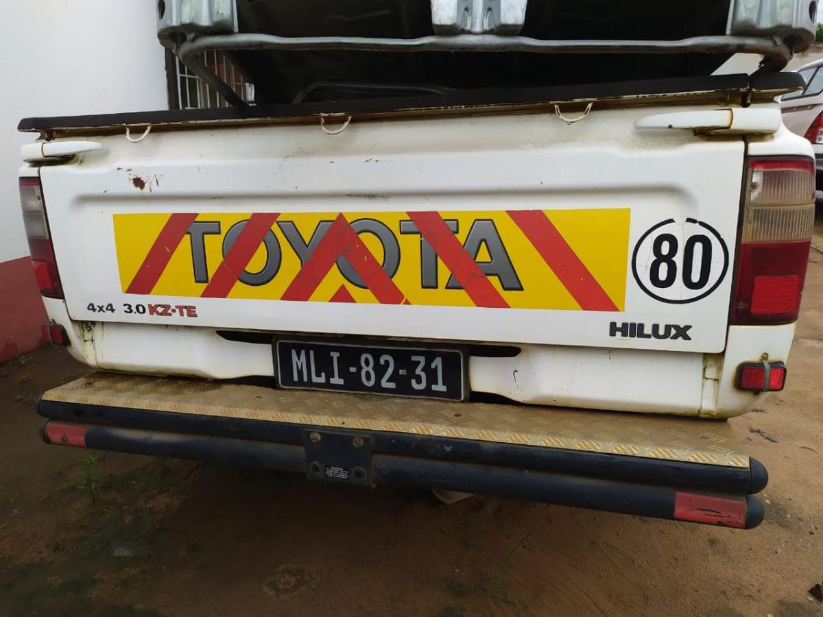 Toyota Hilux  · — imagem 8