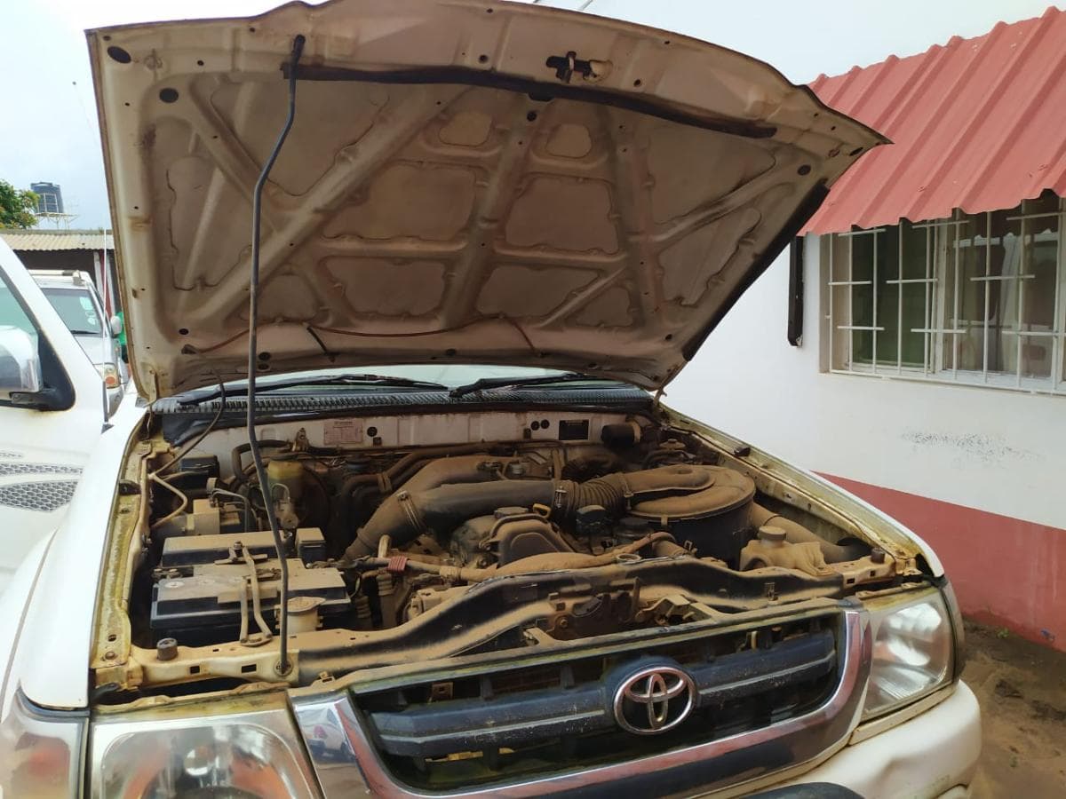 Toyota Hilux  · — imagem 13