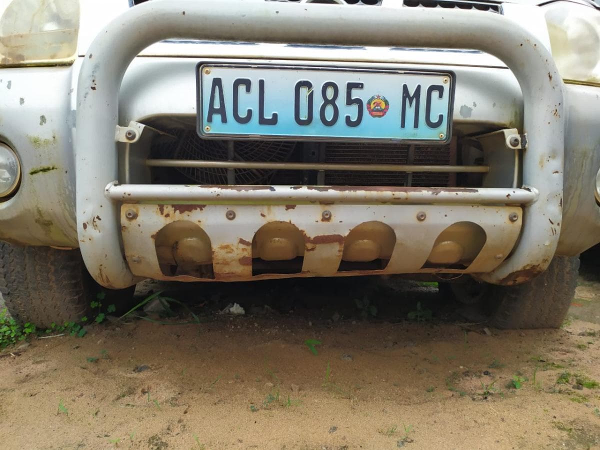 Nissan Hardbody · — imagem 14
