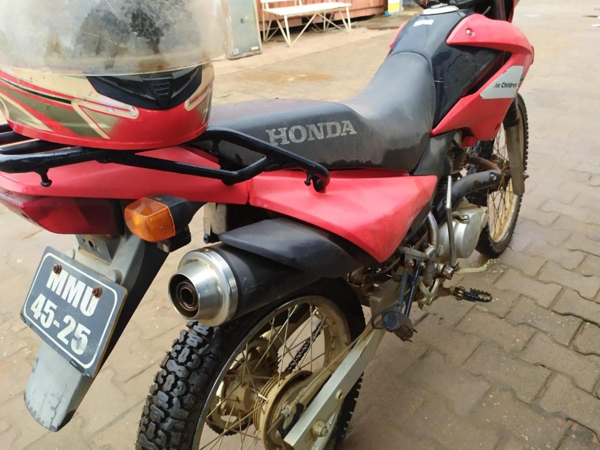 Honda XL · — imagem 10