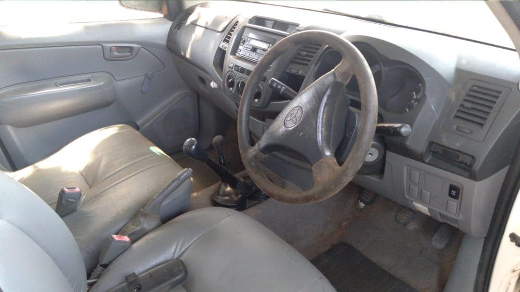 Toyota Hilux  · — imagen 4