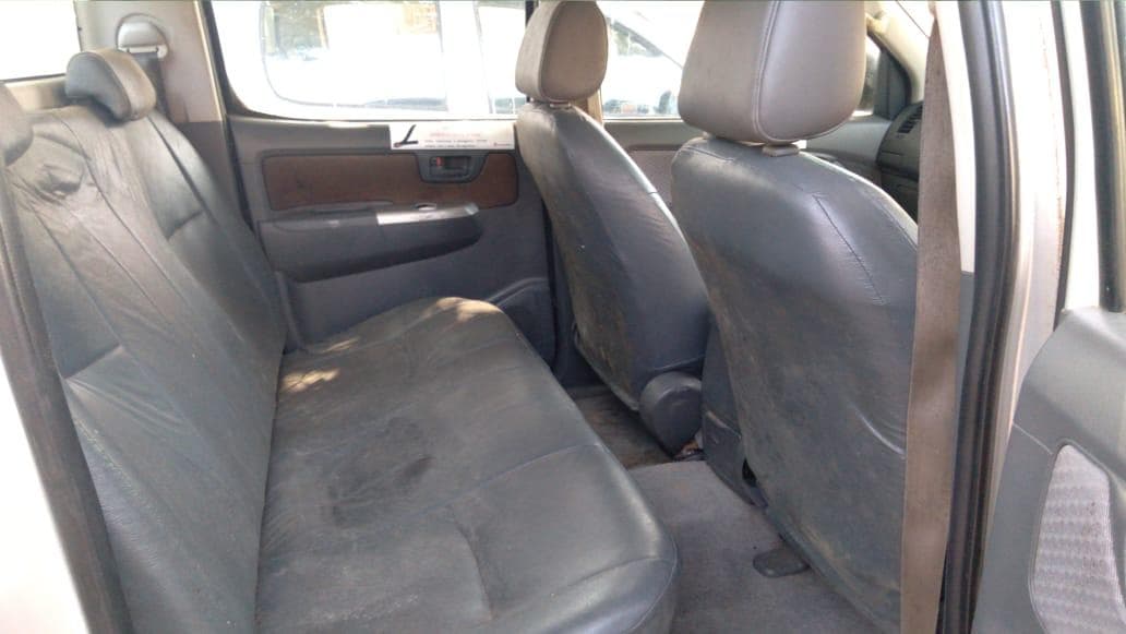 Toyota Hilux  · — imagem 9
