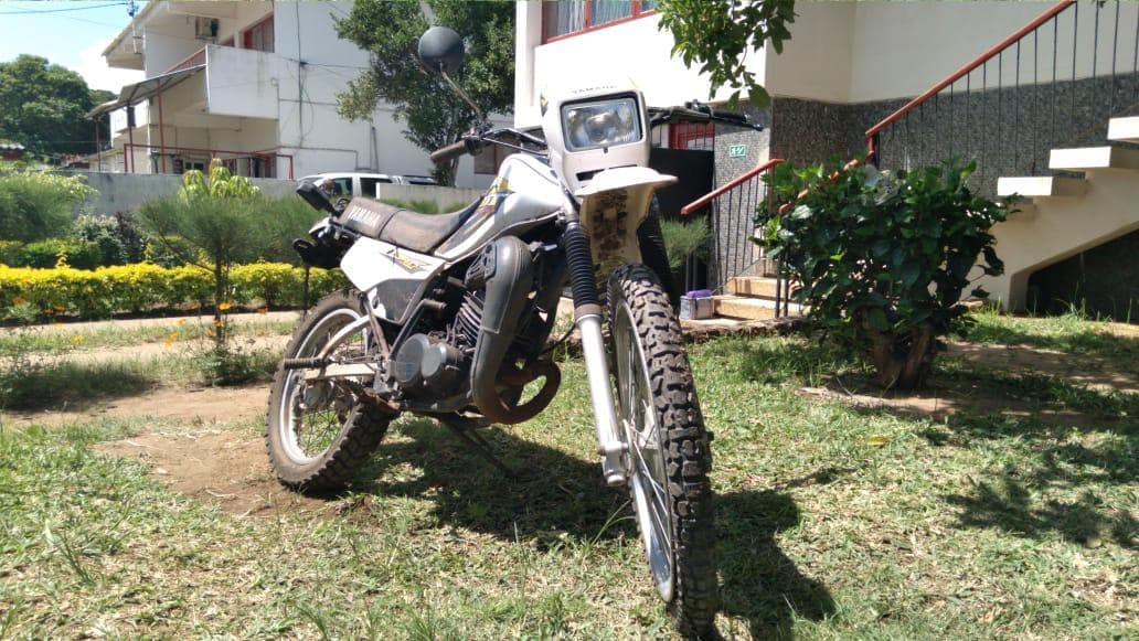 Yamaha DT · — imagem 1