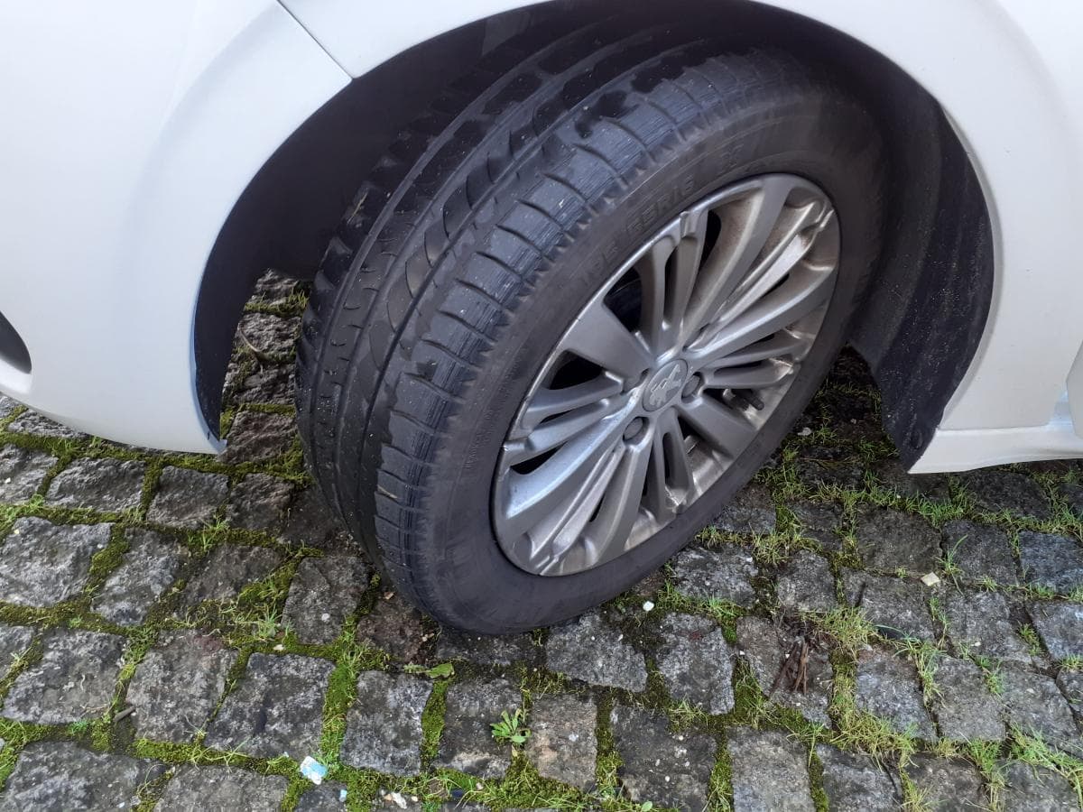 Peugeot 208 · Ano 2019 — image 22