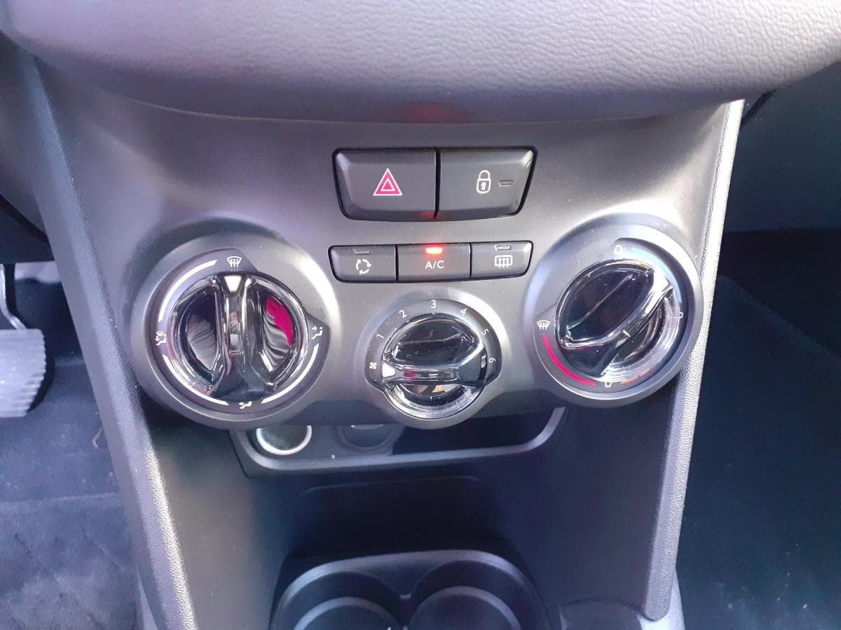 Peugeot 208 · Ano 2019 — image 15