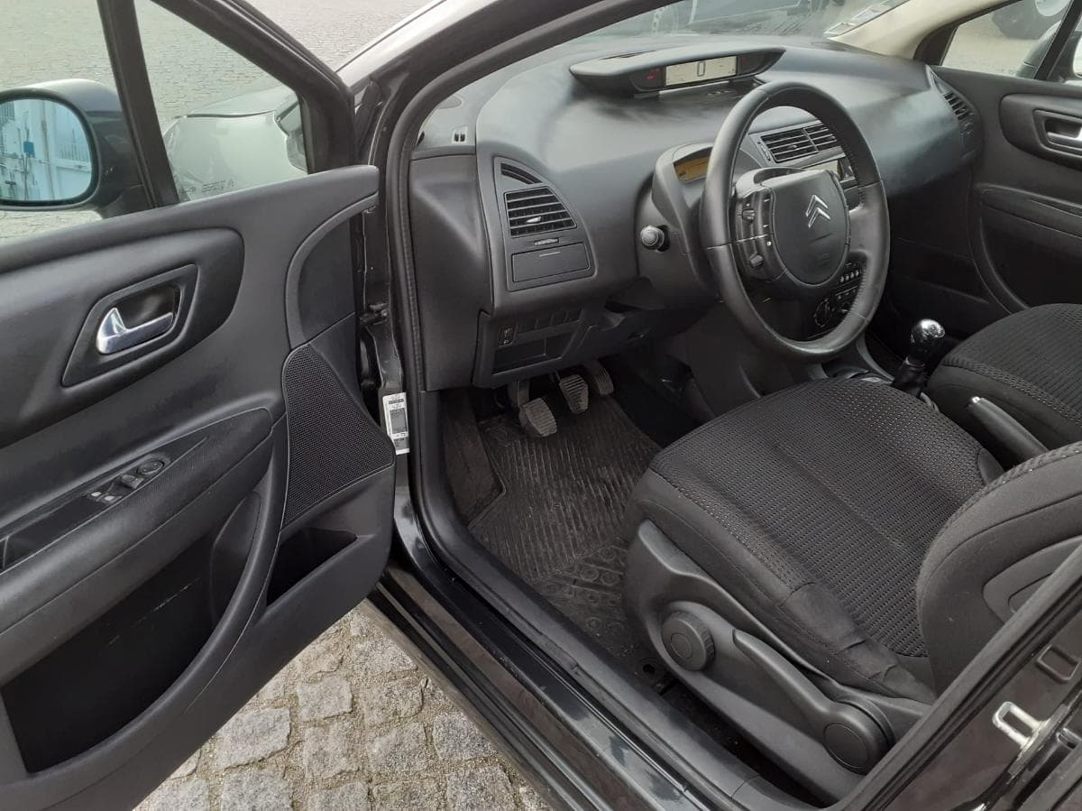 Citroën C4 · Ano 2006 — image 7