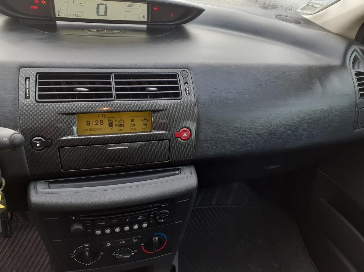 Citroën C4 · Ano 2006 — image 12